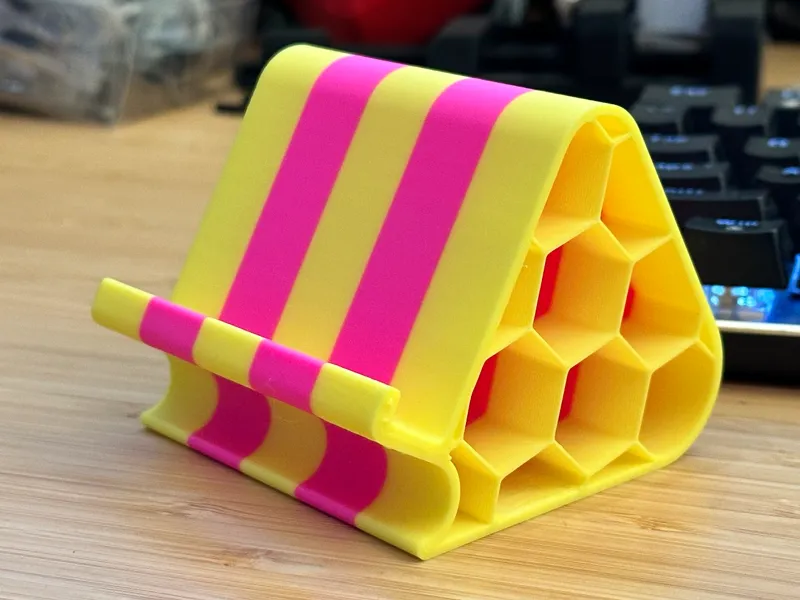 Improved Audio Phone Holder - Show Off Your Infill Edition!