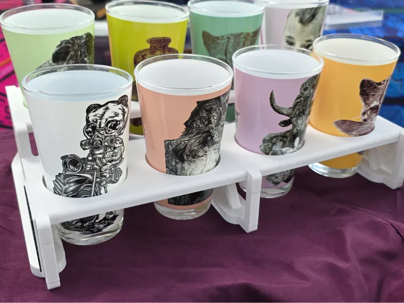 Pint Glass Display v2