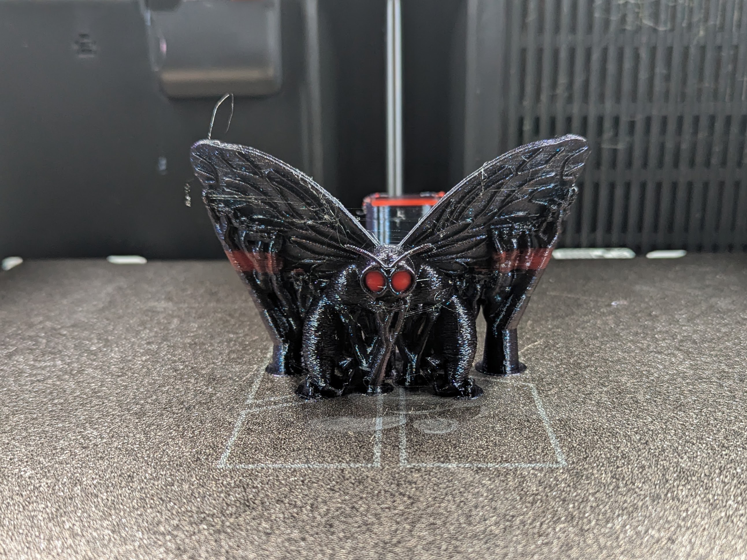 Miniatura 2 do modelo 3D Mothman