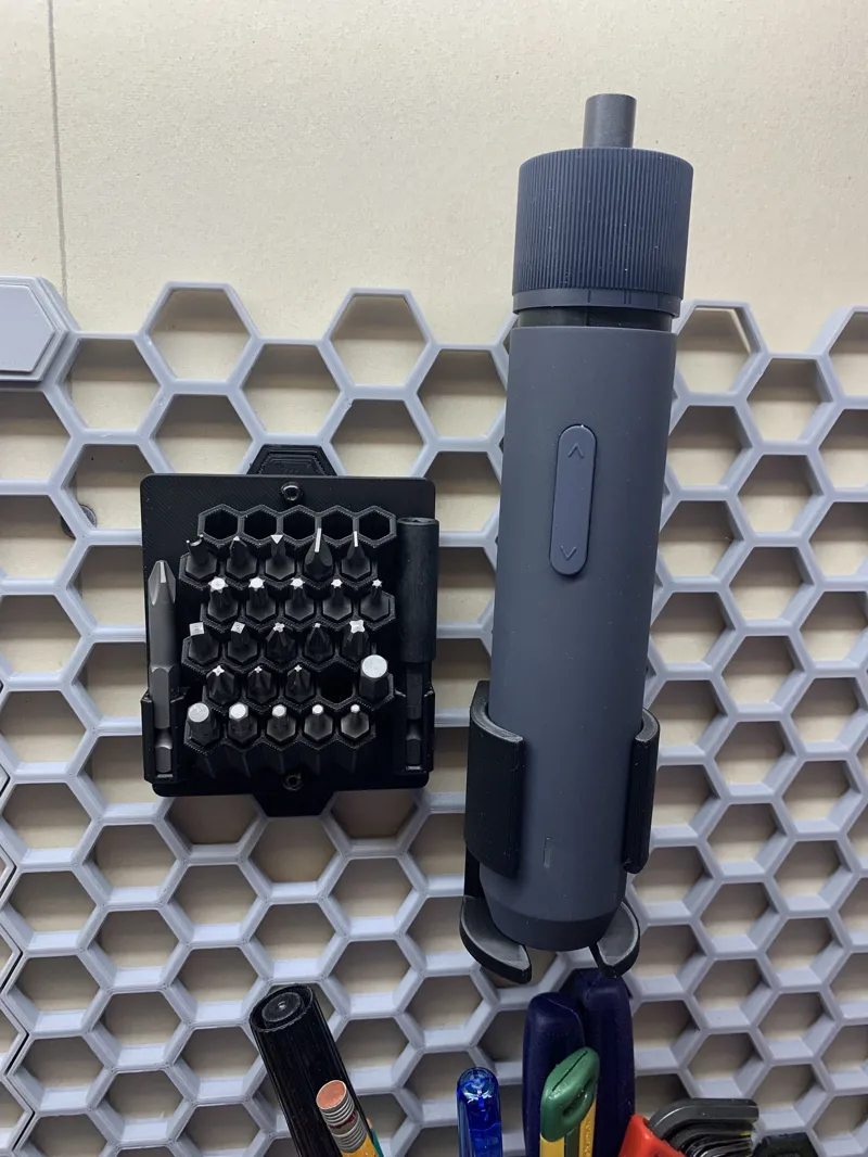 Honeycomb wall - Hoto screwdriver holder