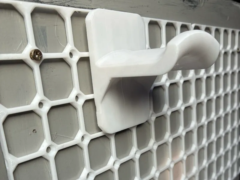 Headphone Mount for OpenGrid Baseplates