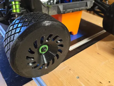 Traxxas Maxx Test Wheels – Diagnosis & Drift Fun