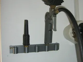 Halter für 5 Druckluftgeräte