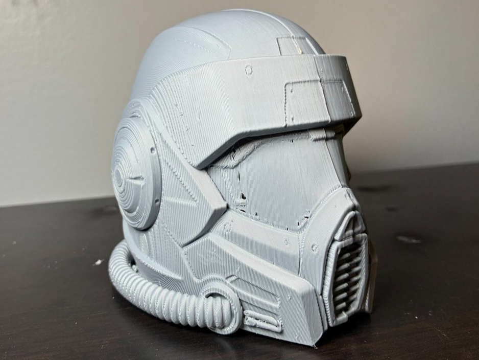 WEARABLE SPECTRUM PILOT HELMET - Sci-Fi Cosplay