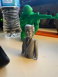 Figurine satirique de Donald Trump — photo 2