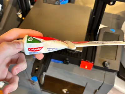 quick print toothpaste squeezer