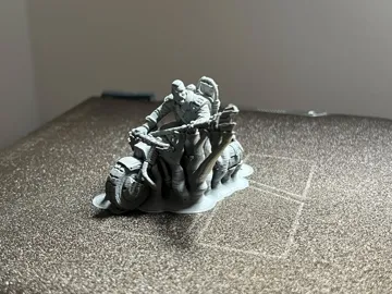 Escenografía en miniatura: Grimdark Wasteland Soldiers Biker — vista de referencia 4