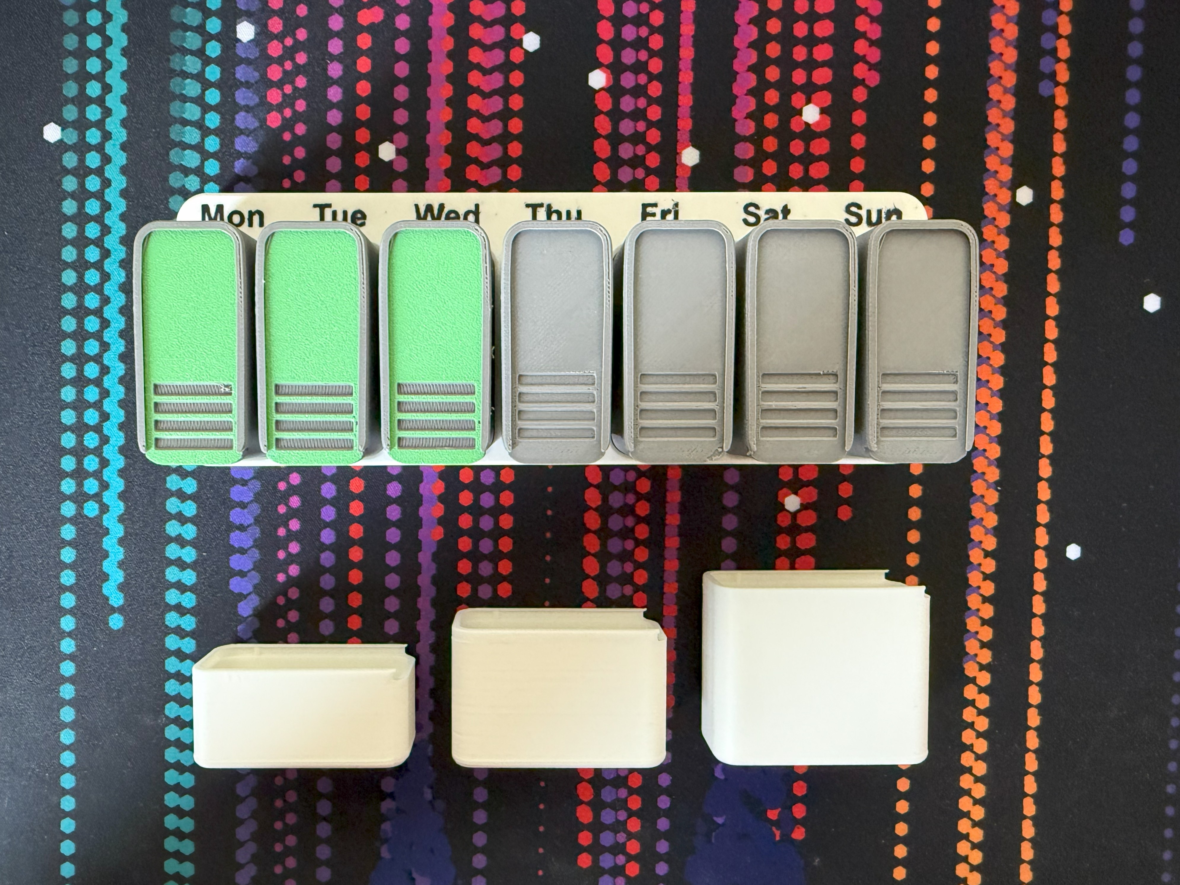Miniatura 6 do modelo 3D Multi-Language Modular Medicine Box