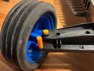 Silverlit Exost Thunderclap RC Steering Suspension