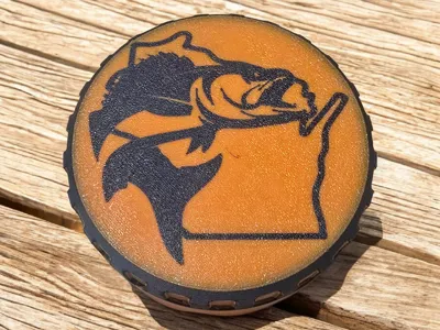 Bait Puck with Wisconsin outline and walleye