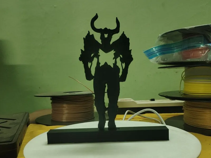 Iron Solo Leveling Silhouette Table Top 423