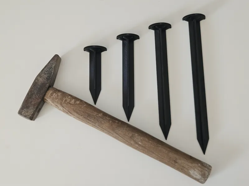 Heavyduty Landscape Fabric Staples / Pins / Stakes