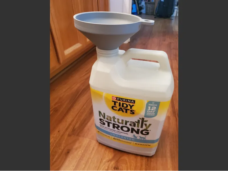 Tidy Cat Litter Funnel to refill 20lb Jugs