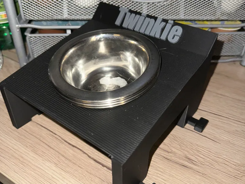 Modularer Katzenfutter-Ständer 