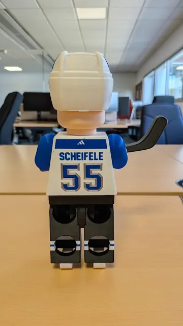 Pieza para disfraz o exhibición: Mark Scheifele #55 – Hockey Legend | By @loops_3D — vista de referencia 4