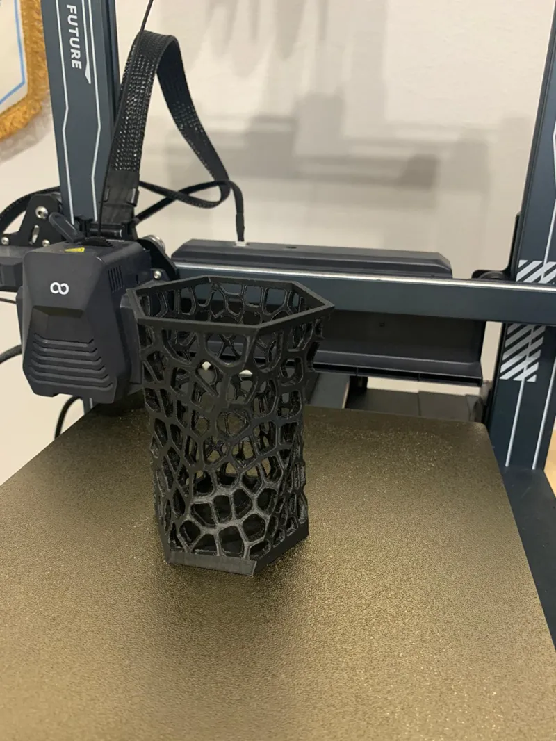 Voronoi storage box