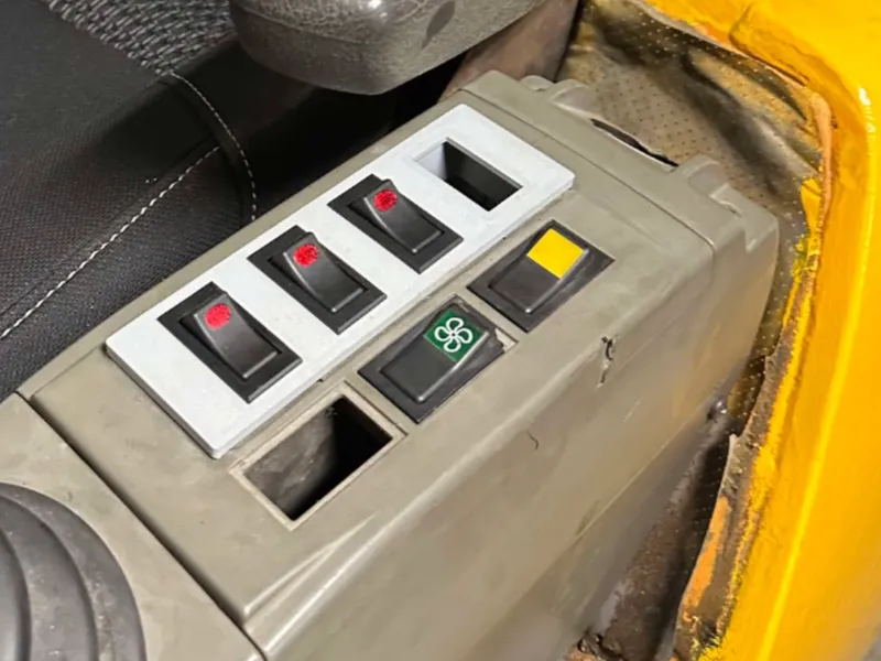 1Din radio to button
