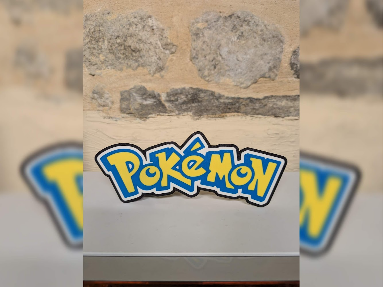 Lightbox Logo Pokémon – Édition Iconique