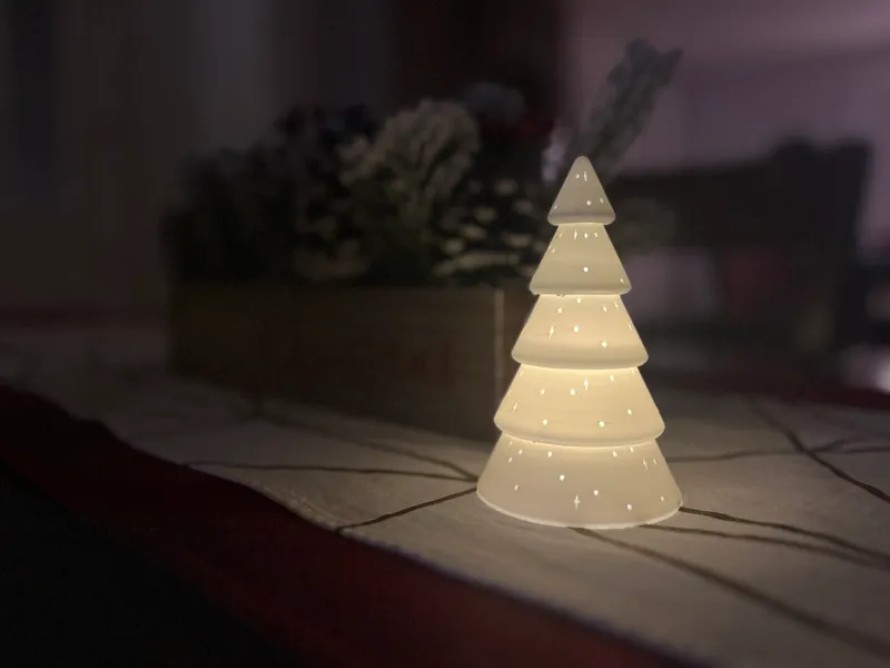 Light-up Starry Christmas Tree