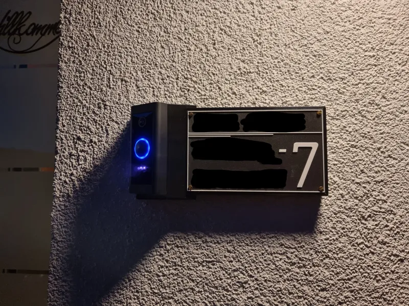 RING video doorbell - mounting unit + faceplate