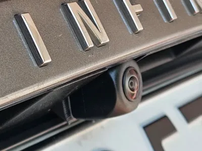 INFINITI Rear Camera Mount