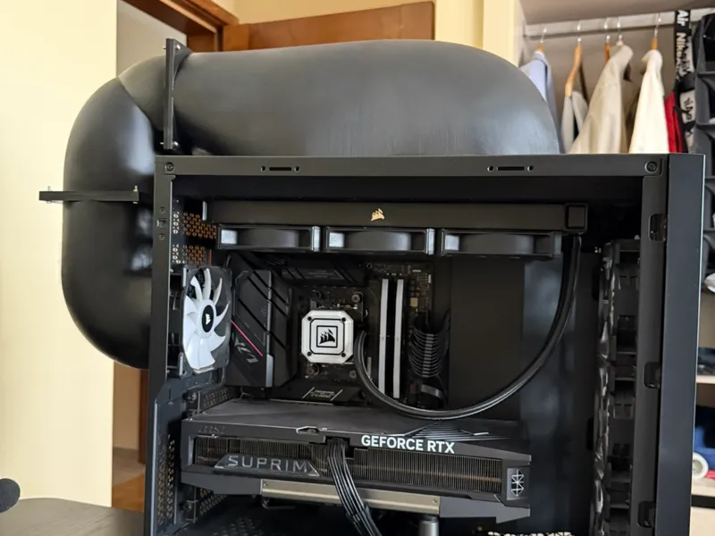 Corsair 5000D Airflow exhaust manifold