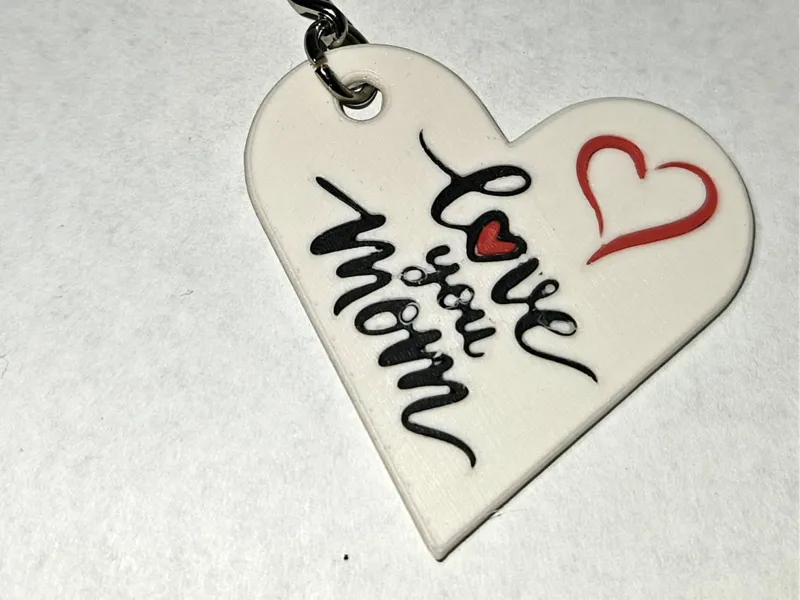 Multicolor Keychain "Love You Mom"