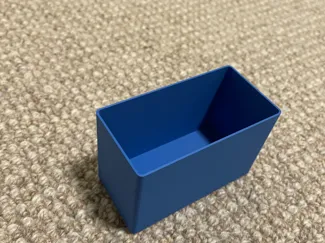 Storage container