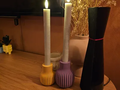 Candle holder - with grooves