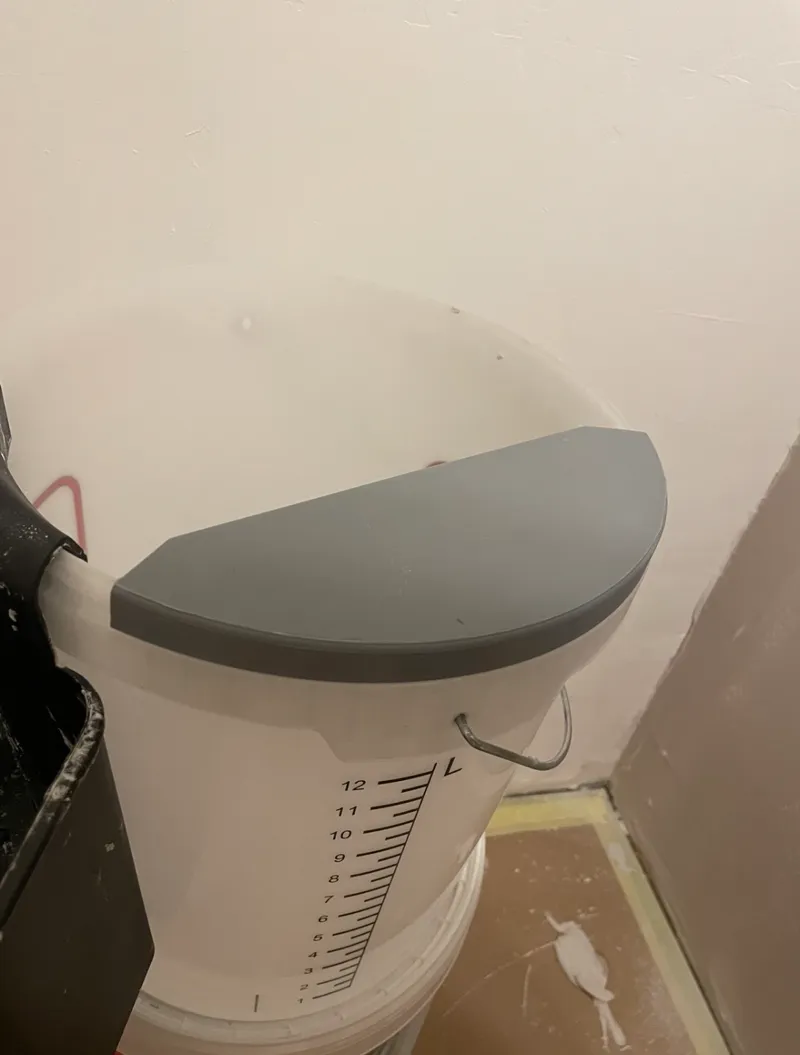 Wall filler compound Bucket Accessories