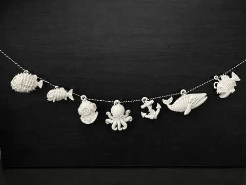 Pieza para disfraz o exhibición: Haunted Depths, Halloween Nautical Garland — referencia de MakerWorld