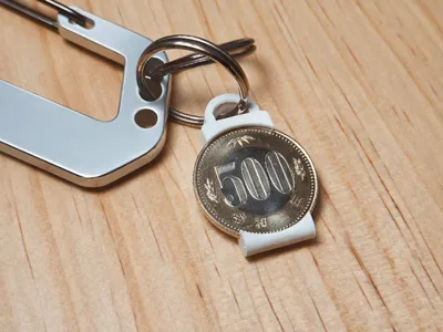 500 yen coin case keychain type