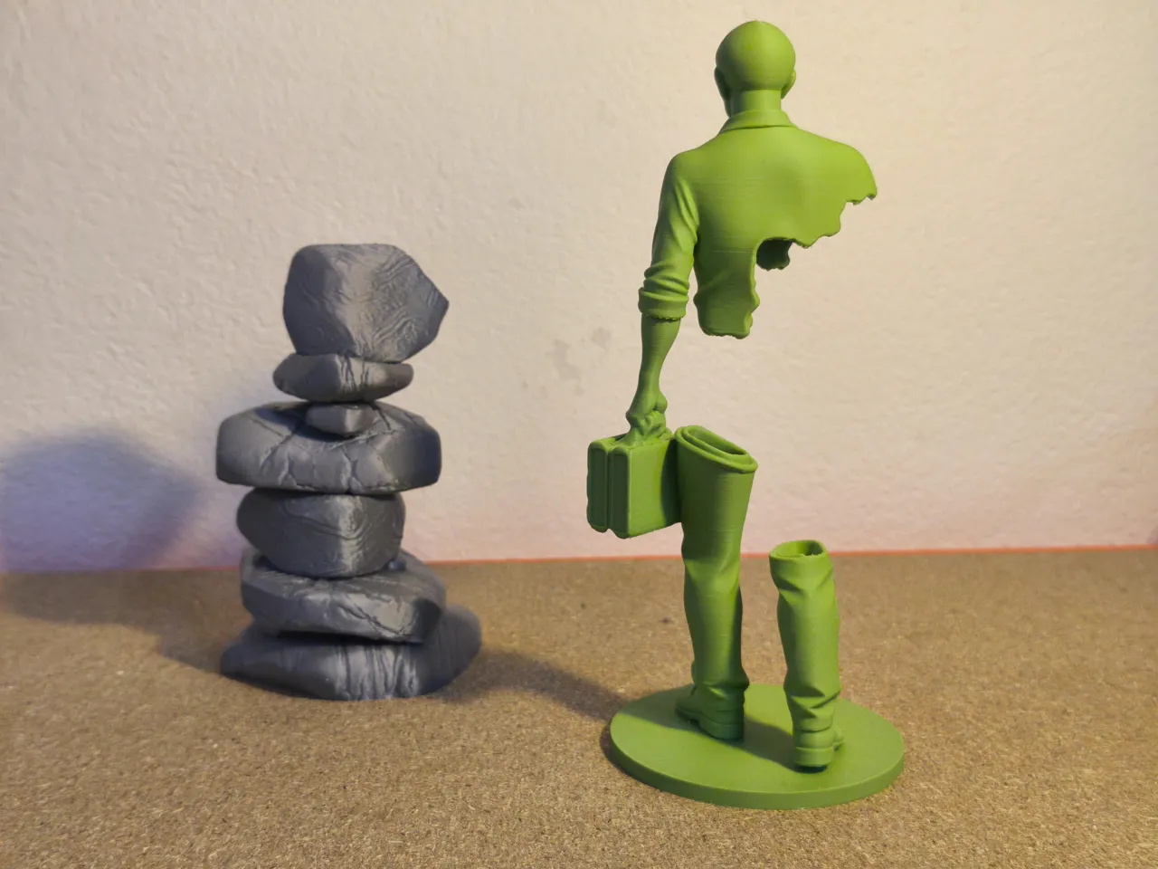 The Traveler sculpture view 3