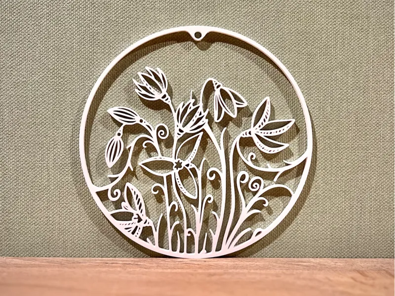 Fenster Deko Rahmen mit Blumen 
