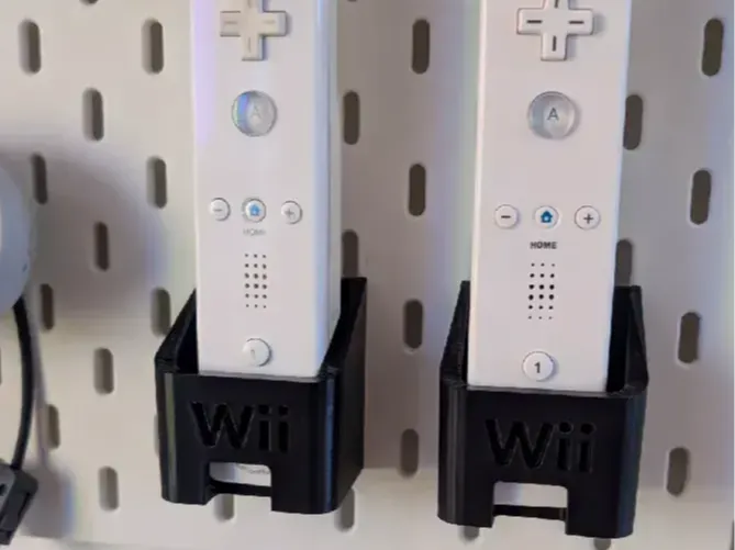 Support Skadis pour télécommande Wii