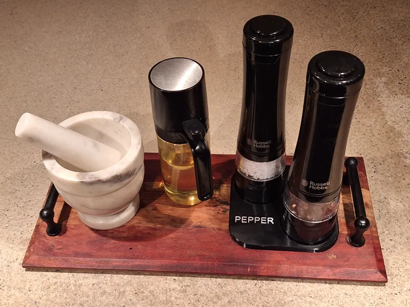 Holder For Salt & Pepper Grinders