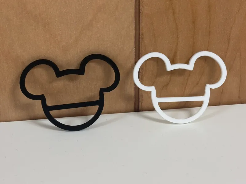 Mickey Mouse Shirt Clip