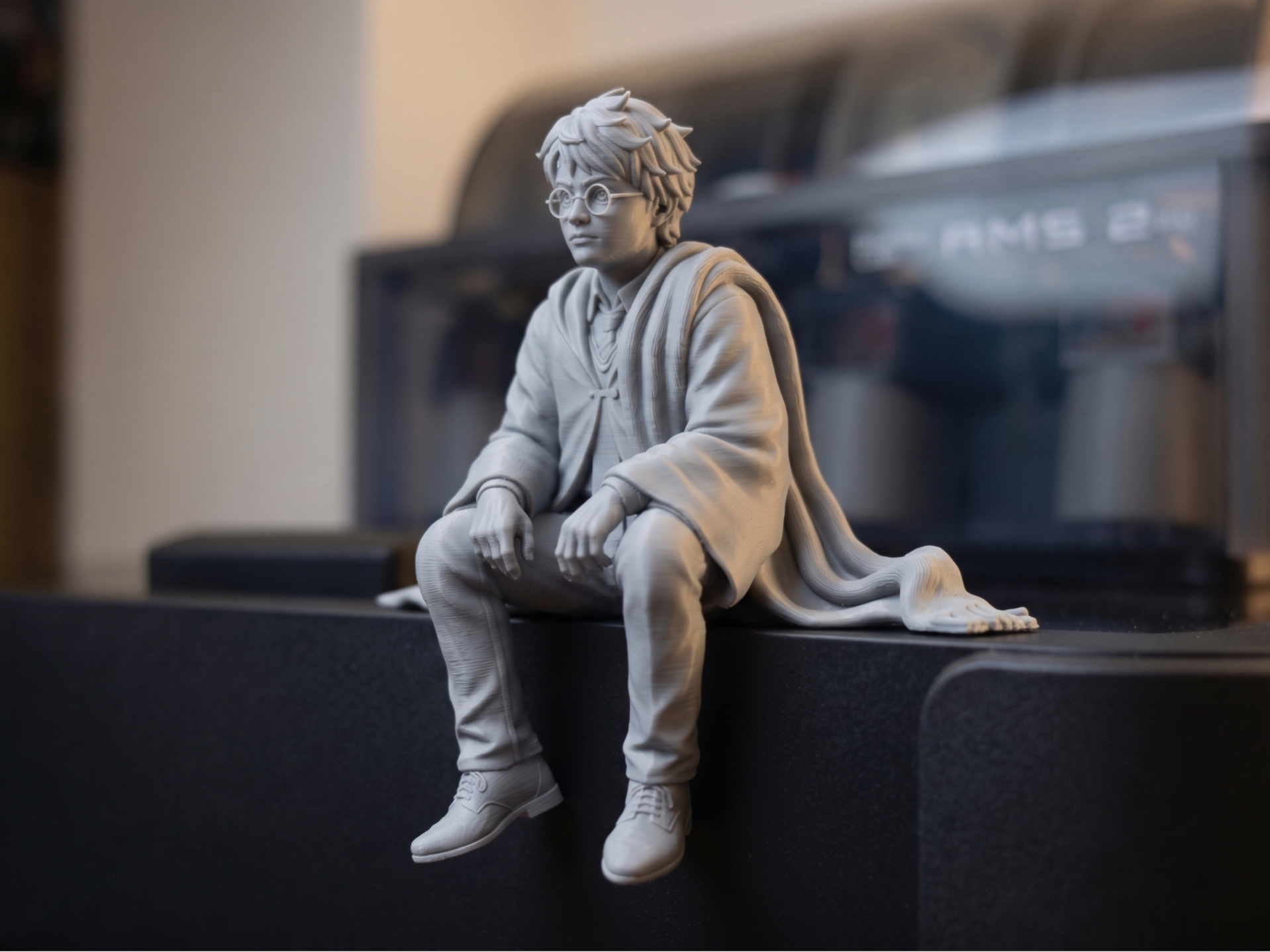 Sitting Harry Potter - Monitor buddy