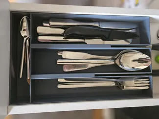 Silverware Tray for 183 mm Drawers – 3-Part Design