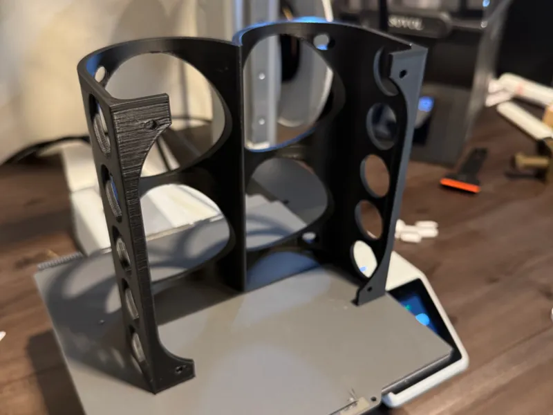 Aerosol Spray Can Under Shelf Hanging Mount