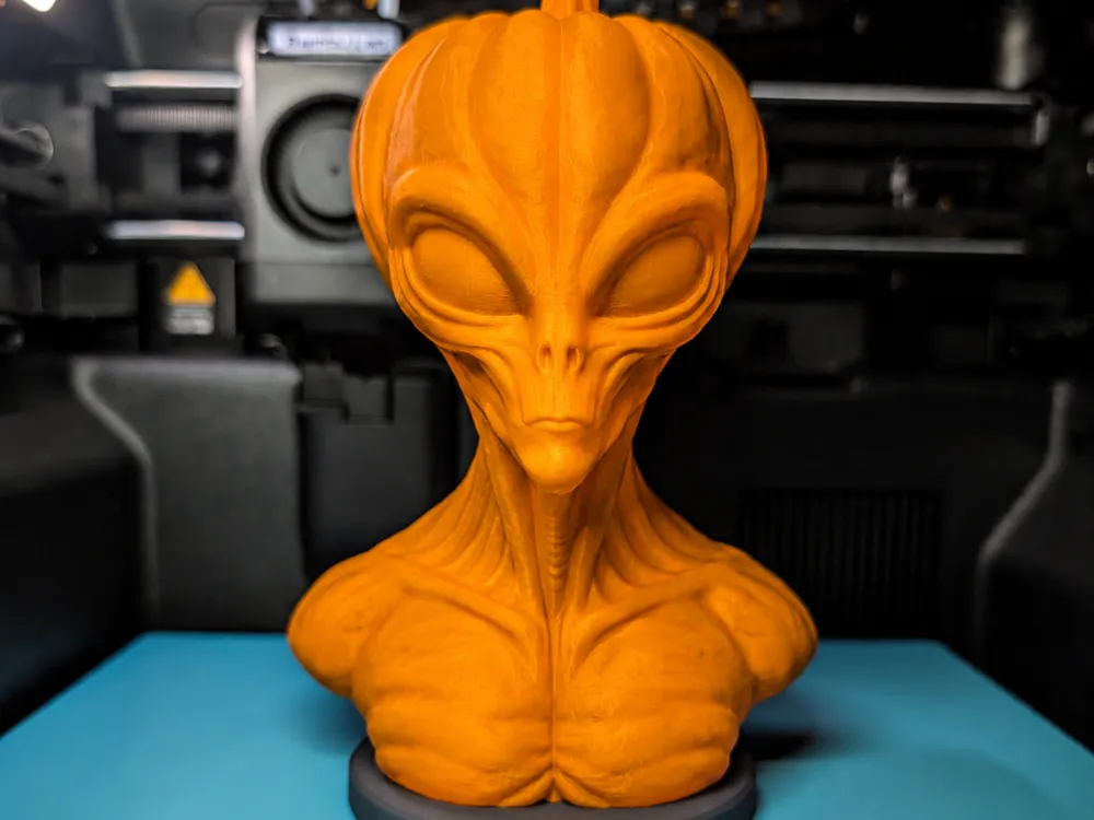 Pumpkin Alien Bust - Free 3D Print Model - MakerWorld