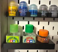 Support pour colle plastique Tamiya (Skadis) — photo 2