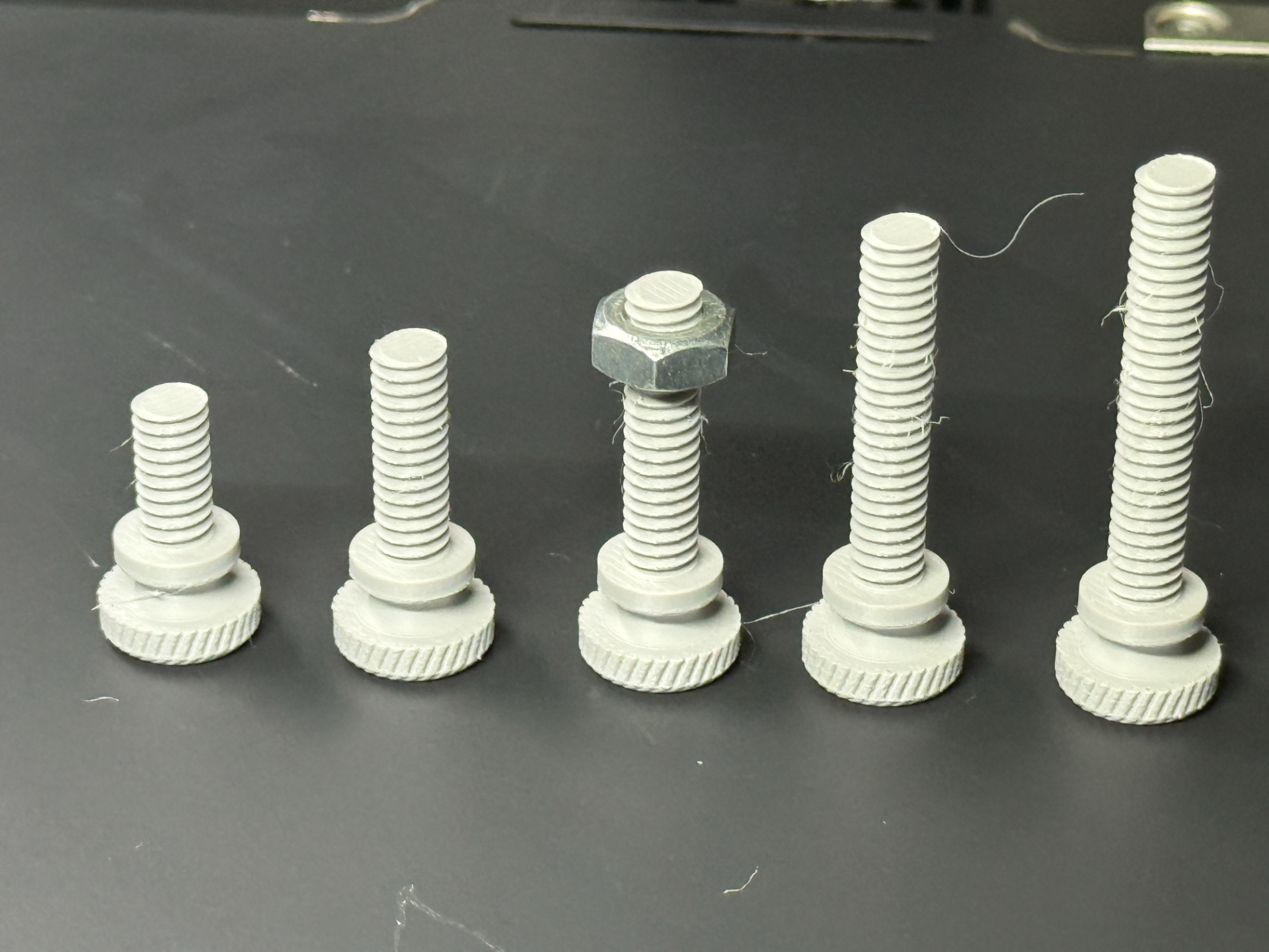 Knurled 1/4"-20 Thumb Screw