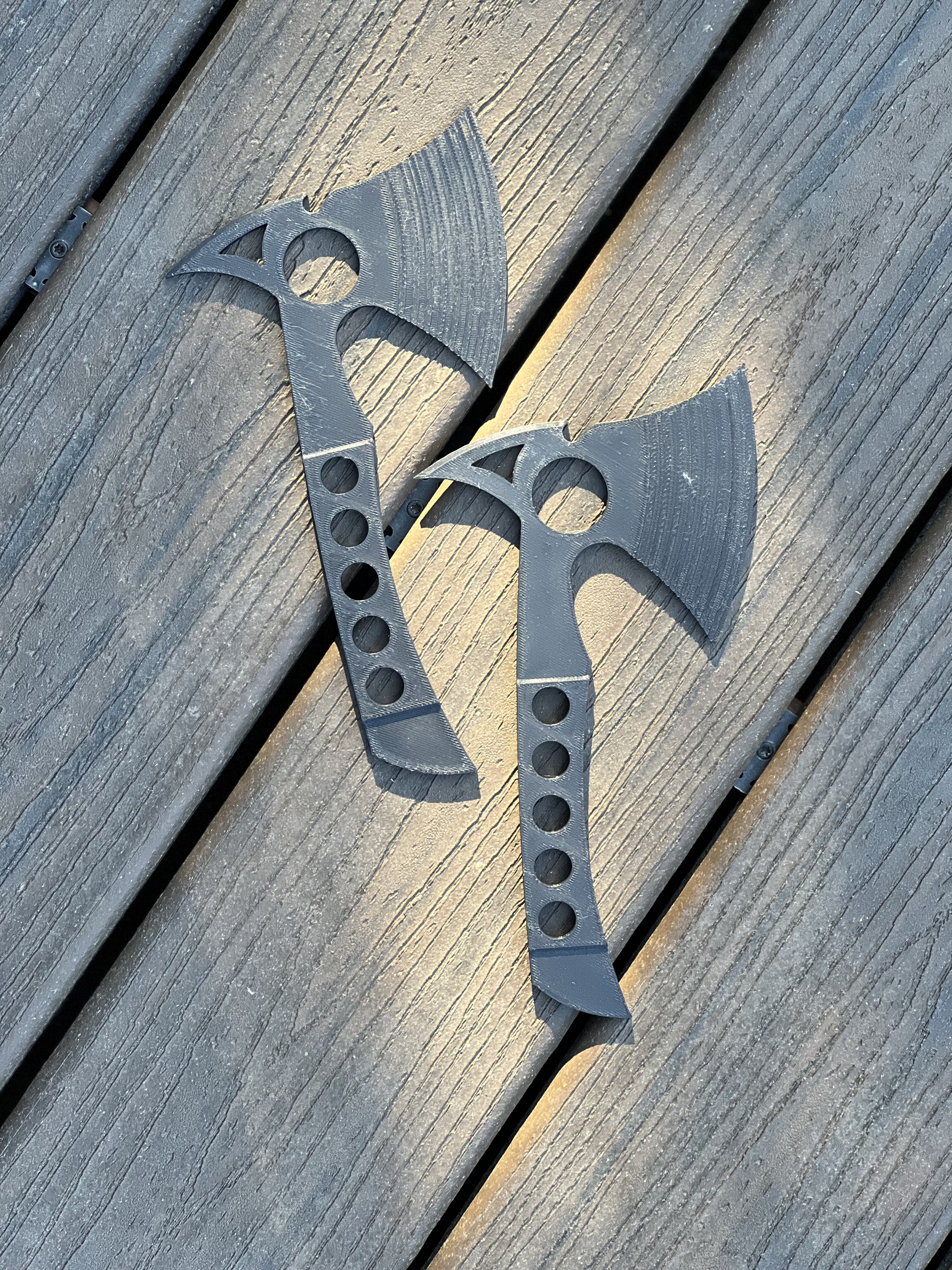 Miniatura 2 do modelo 3D Throwing Hatchets