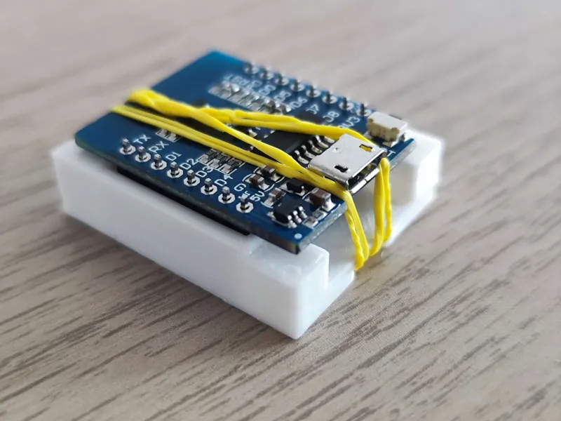 WeMos D1 Mini ESP8266 solder holder 