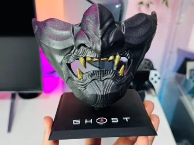 Ghost of Tsushima mask model 1 with base