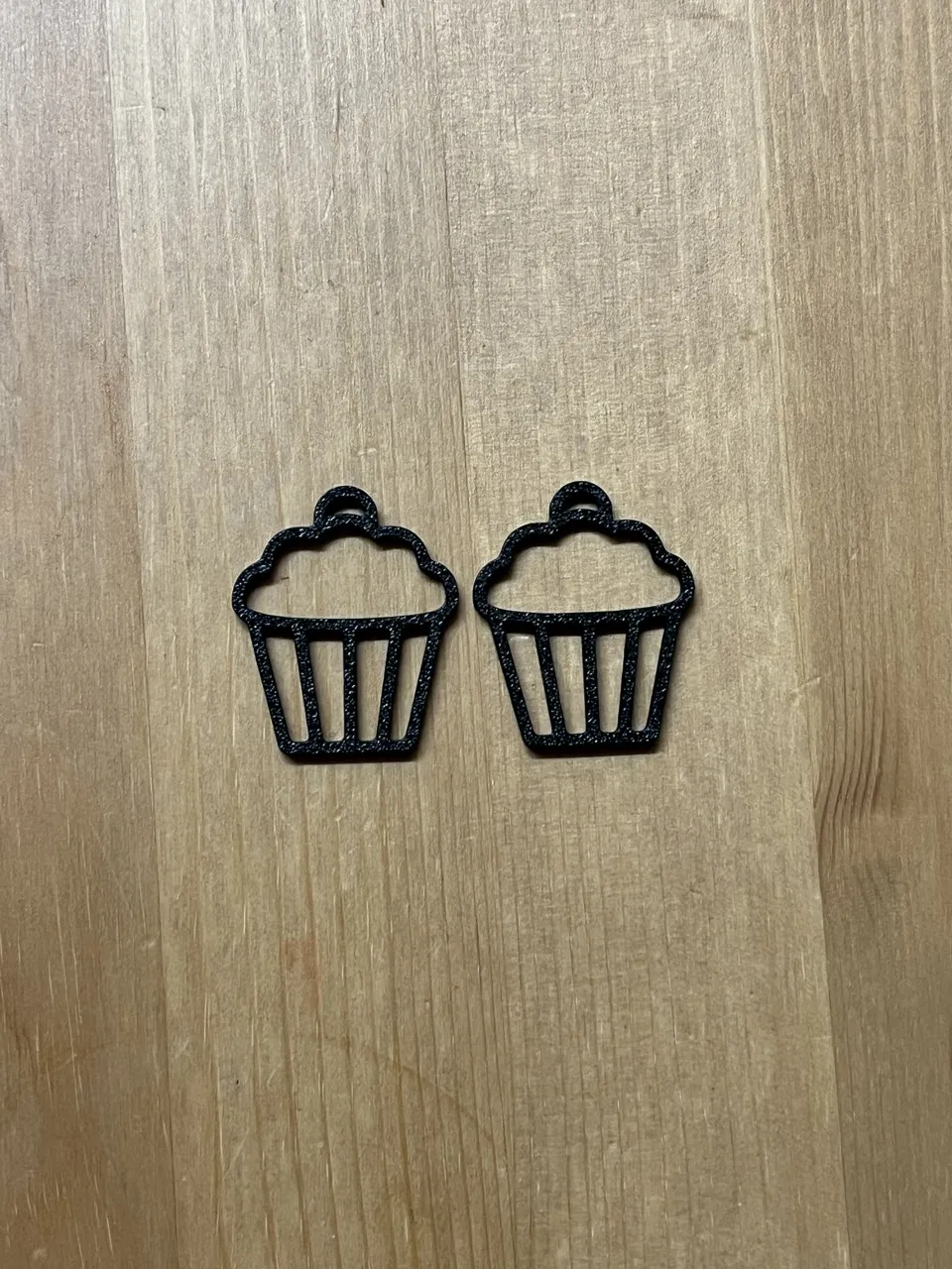cupcake earrings view 2