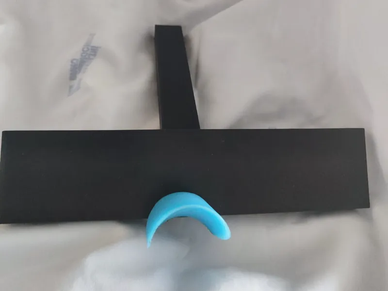 Catherization helper for 1 handed people