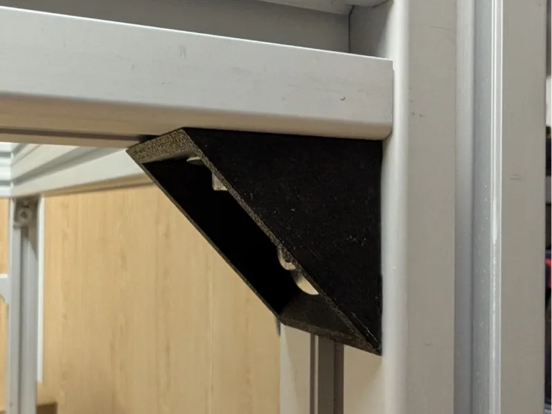 40x40 Winkel Nut 10 mit Führung