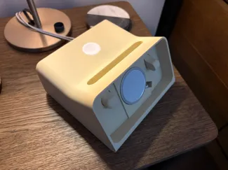 Molly Parametric Phone + Watch Standby Mode Dock